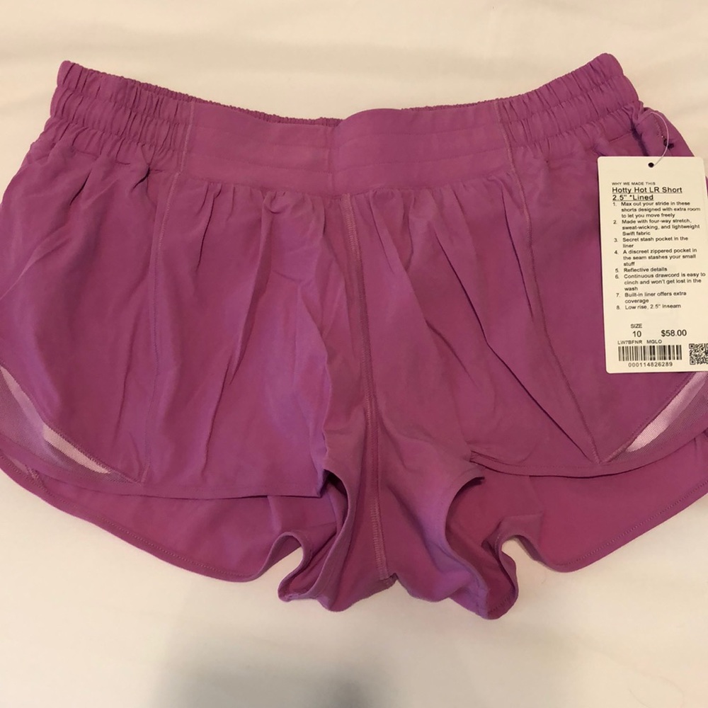 Lululemon pink Hotty Hot size 10 NWT